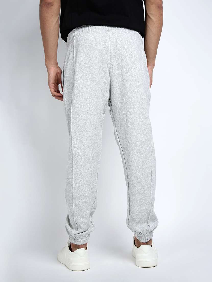 men solid mid rise relaxed fit jogger - 22038012 - Standard Image - 3