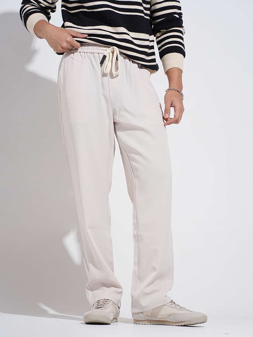 men solid low rise straight fit chinos - 22038074 - Zoom Image - 0
