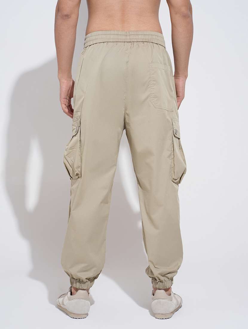men solid low rise relaxed fit jogger - 22038088 -  Standard Image - 3