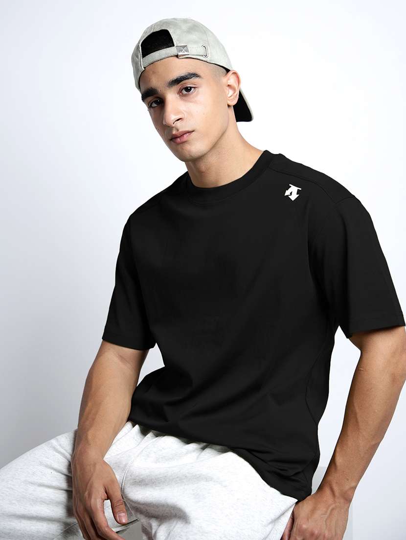 men solid short sleeve loose fit t-shirt - 22038124 -  Zoom Image - 0