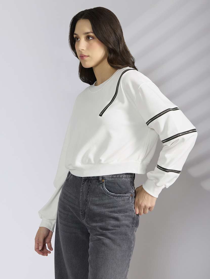 Women White Solid Long Sleeve Pullover