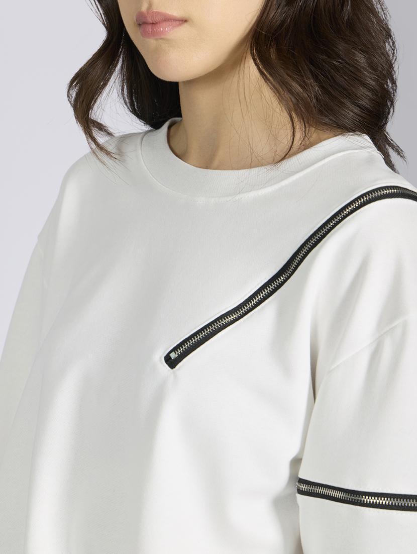 women white solid long sleeve pullover - 22038346 - Standard Image - 5