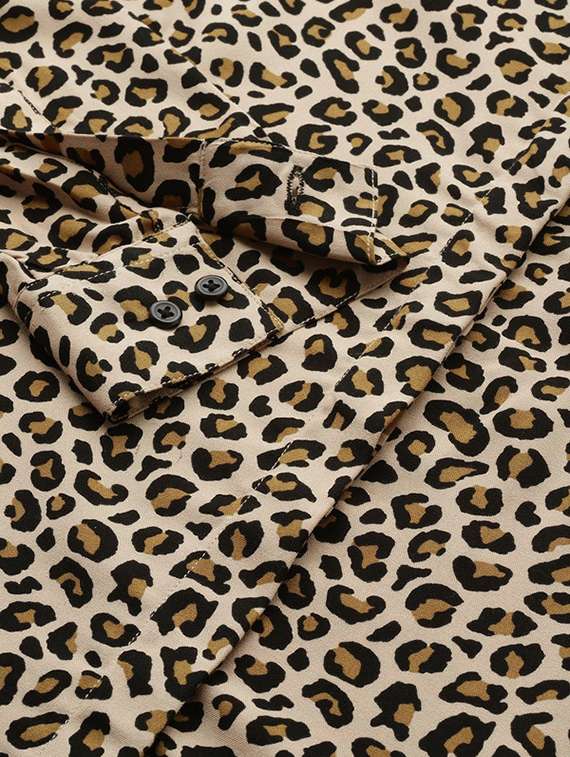 women animal print collared long sleeves regular shirt - 22038593 -  Standard Image - 5