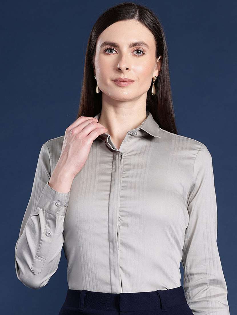 women collared long sleeve regular fit shirt