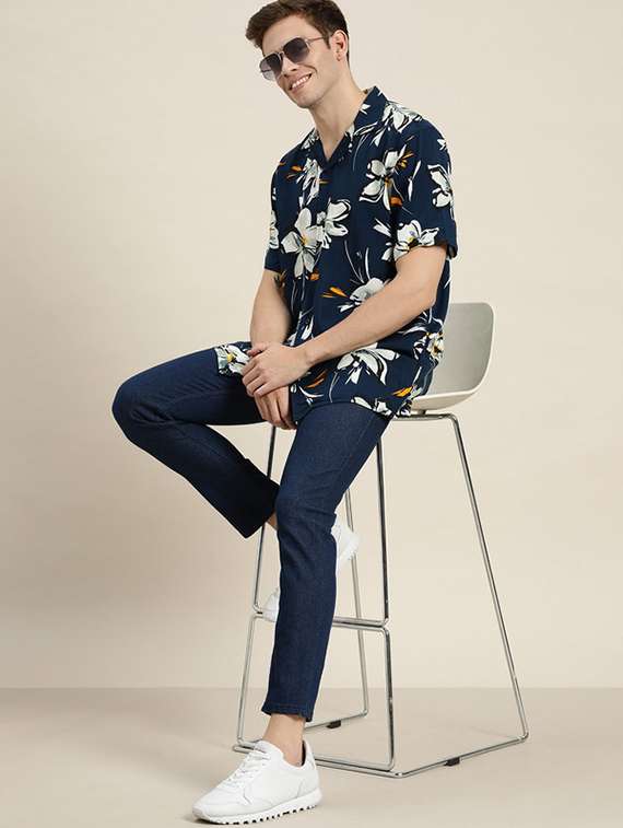 men printed cuban collared short sleeve loose fit shirt - 22038926 -  Standard Image - 3