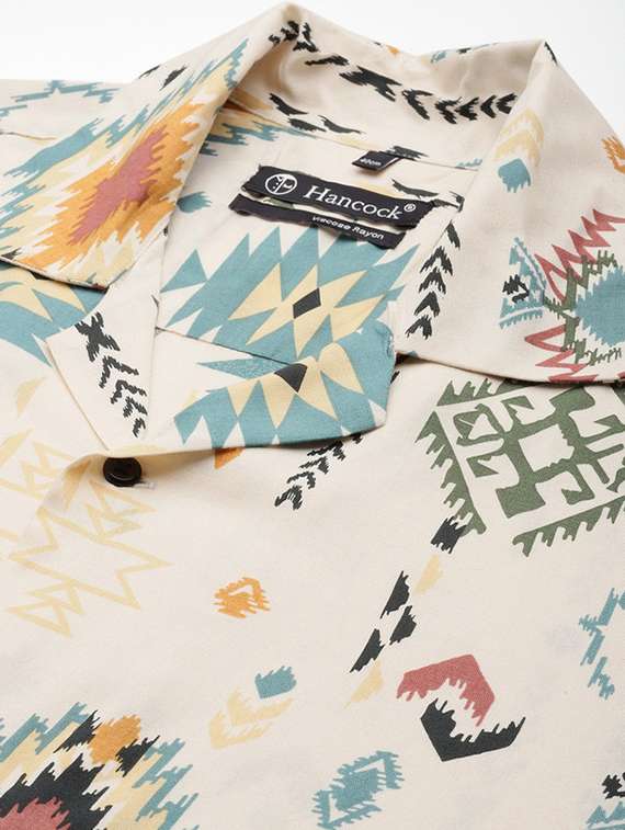 men printed cuban collared short sleeve shirt - 22038973 - Standard Image - 3