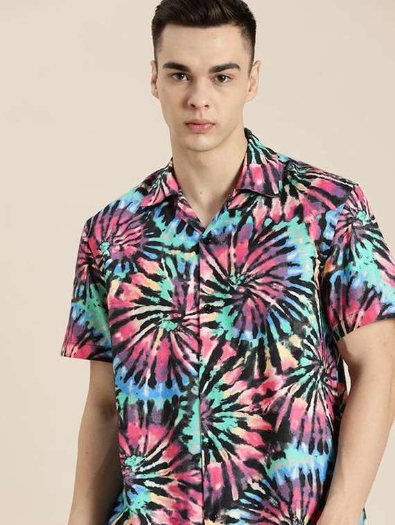 men printed cuban collared short sleeve shirt