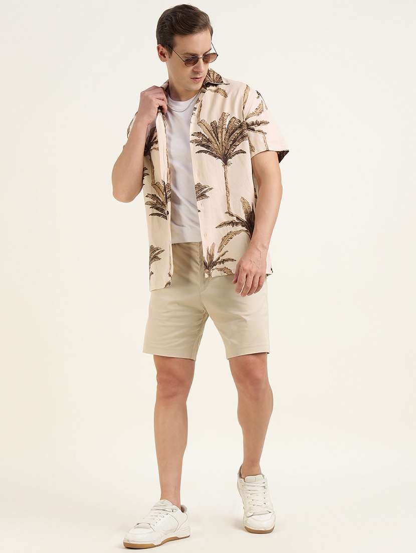 men printed cuban collared short sleeve shirt - 22039006 -  Standard Image - 5