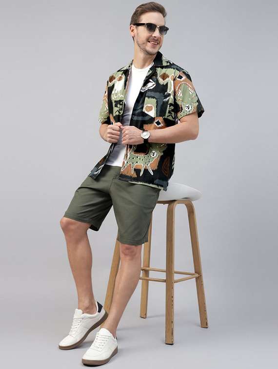 men printed cuban collared short sleeve shirt - 22039014 - Standard Image - 3