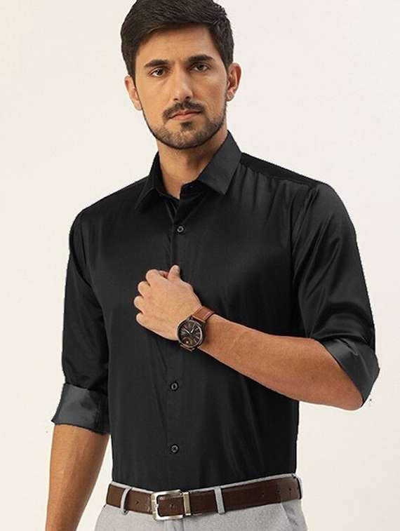 men solid collared long sleeve shirt