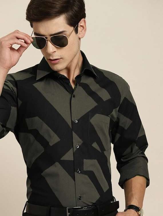 men printed collared long sleeve shirt