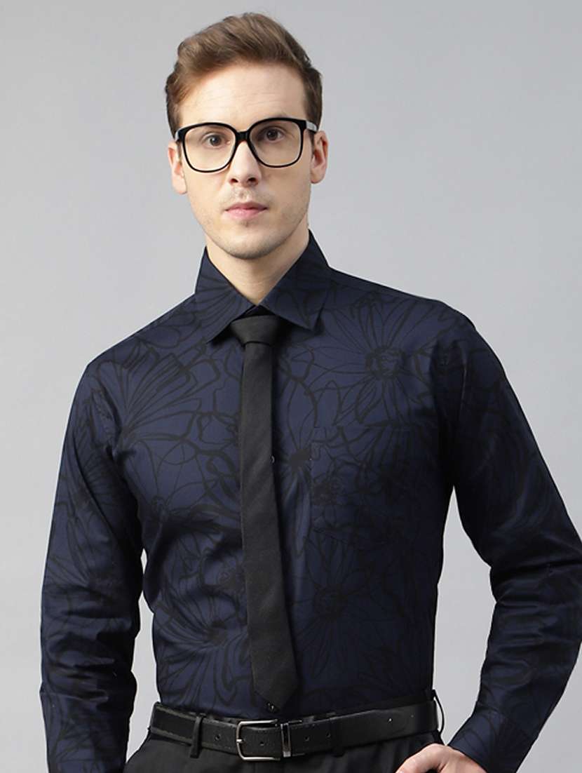 men printed collared long sleeve shirt