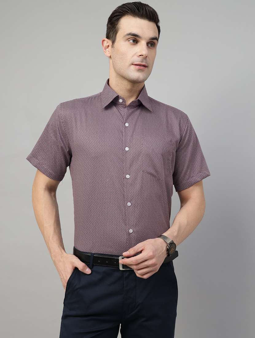 men printed collared short sleeve shirt