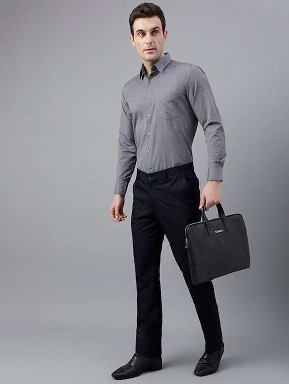 men solid long sleeve regular fit t-shirt - 22039138 -  Standard Image - 3