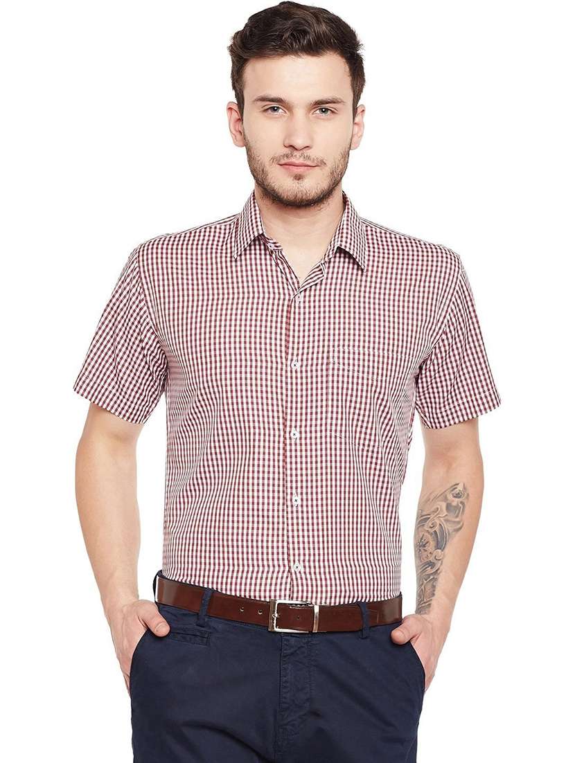 men checkered collared short sleeve shirt
