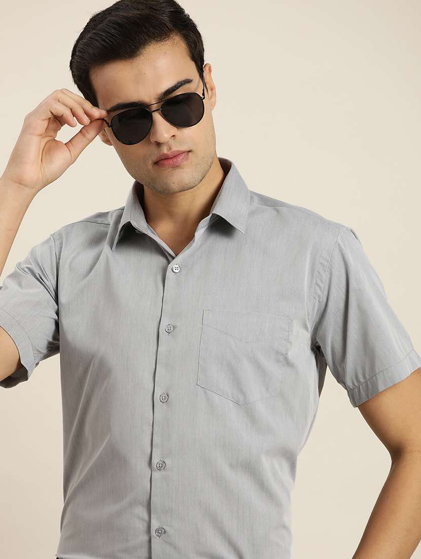 men solid collared short sleeve regular fit shirt