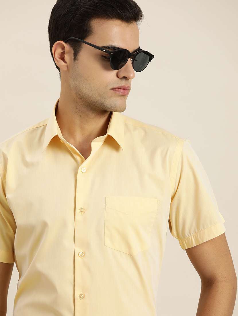 men solid collared short sleeve regular fit shirt