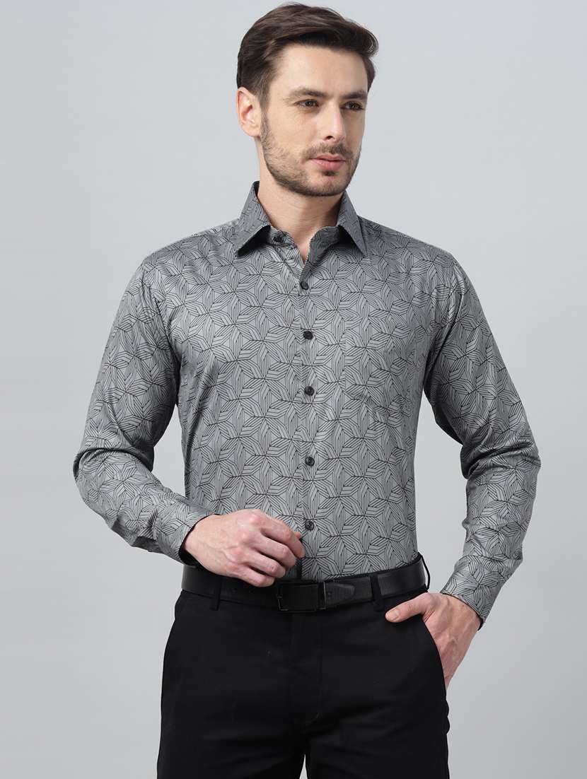 men printed collared long sleeve shirt