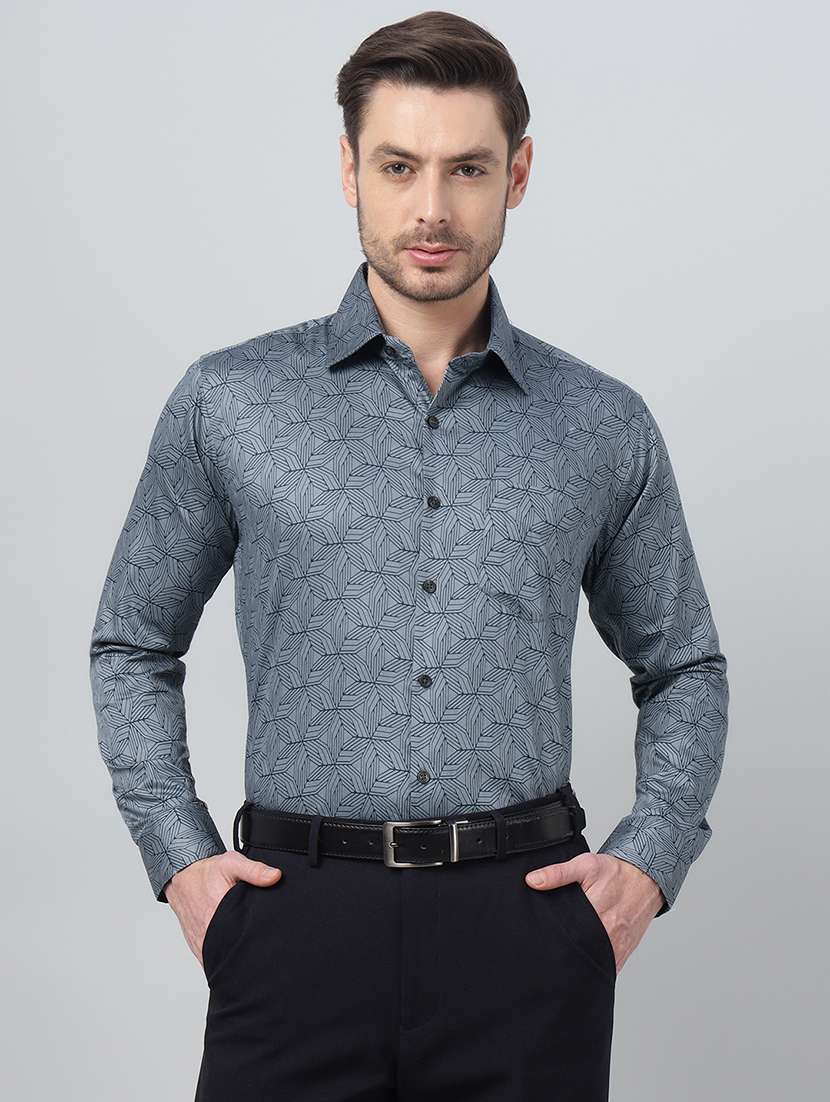 men printed collared long sleeve shirt