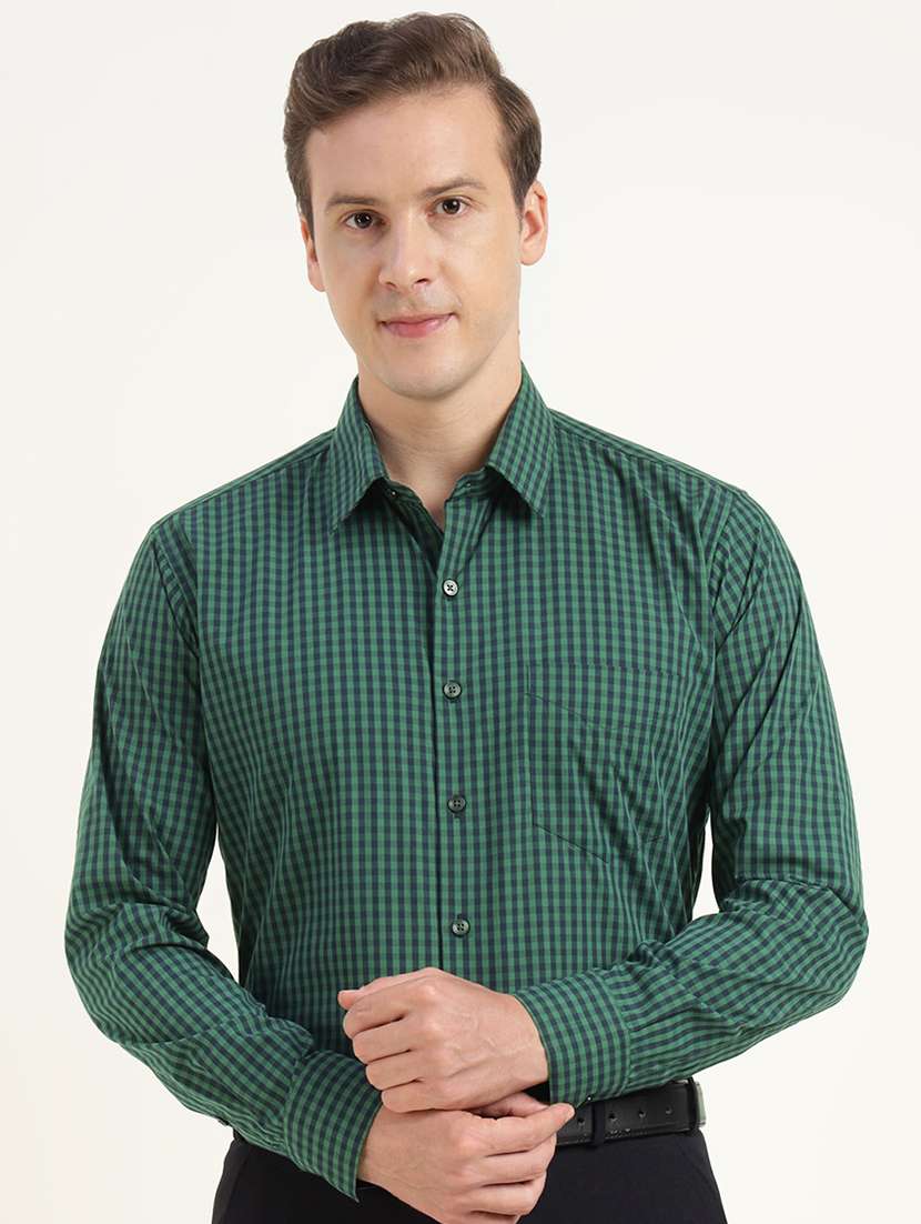 men checkered collared long sleeve shirt