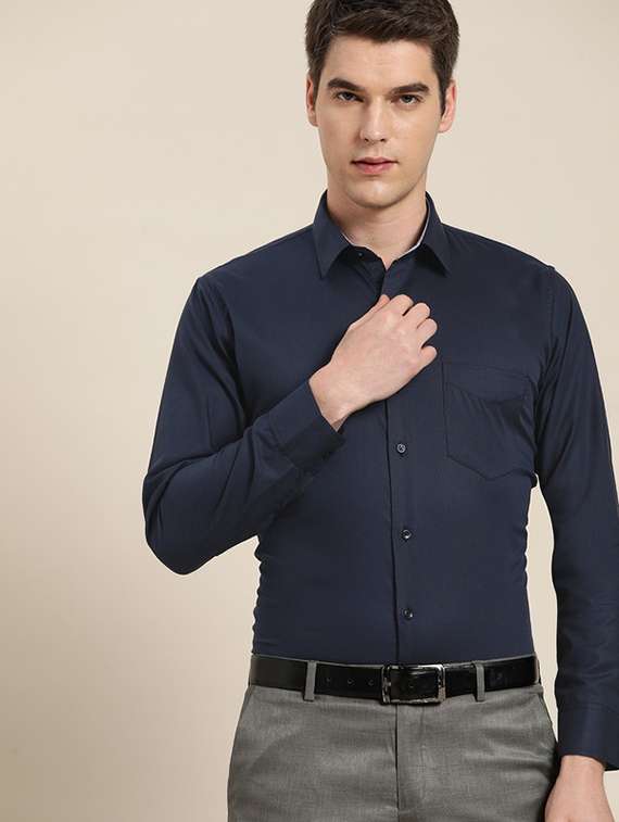 men solid collared long sleeve shirt
