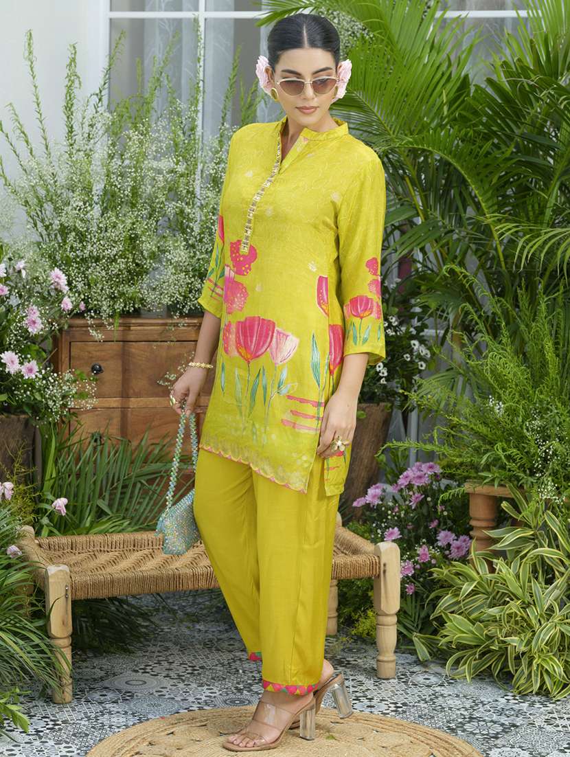 women floral print three quarter sleeve ethnic co-ord set - 22039726 - Standard Image - 3