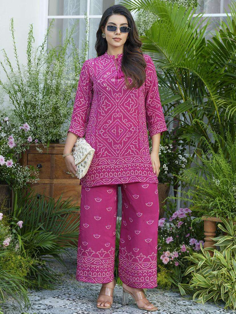 women bandhani print three quarter sleeve ethnic co-ord set