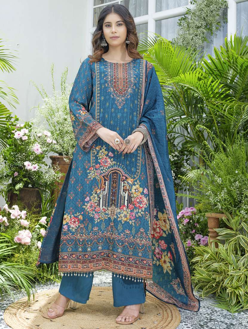 women printed kurta and pant with dupatta set - 22039755 -  Zoom Image - 0