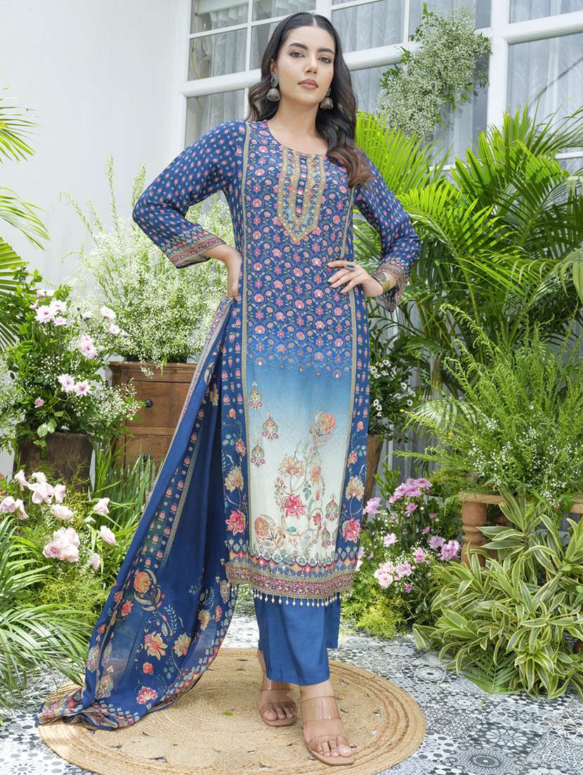 women printed kurta and pant with dupatta set