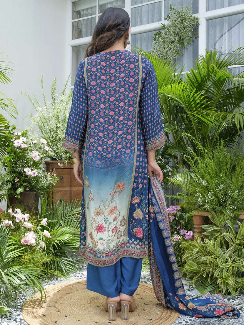 women printed kurta and pant with dupatta set - 22039756 -  Standard Image - 3
