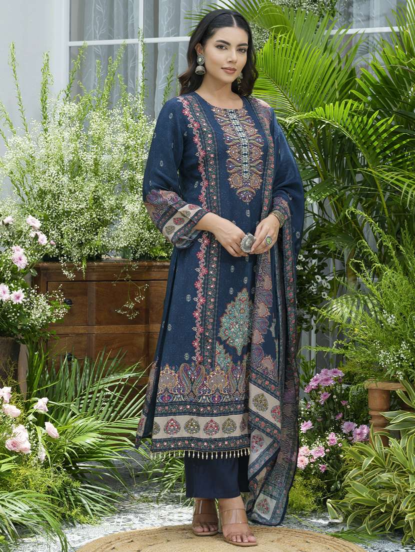 women printed kurta and pant with dupatta set - 22039758 -  Standard Image - 3