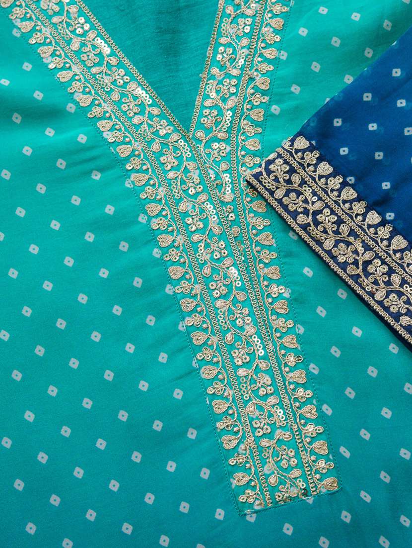 women printed kurta and pant with dupatta set - 22039762 - Standard Image - 5