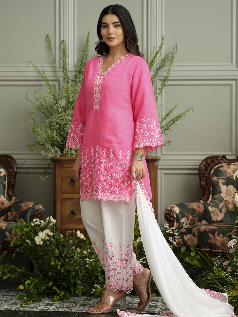 women embroidered kurta and pant with dupatta set - 22039774 - Standard Image - 3