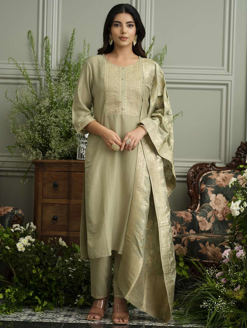 women embroidered kurta and pant with dupatta set - 22039777 -  Zoom Image - 0