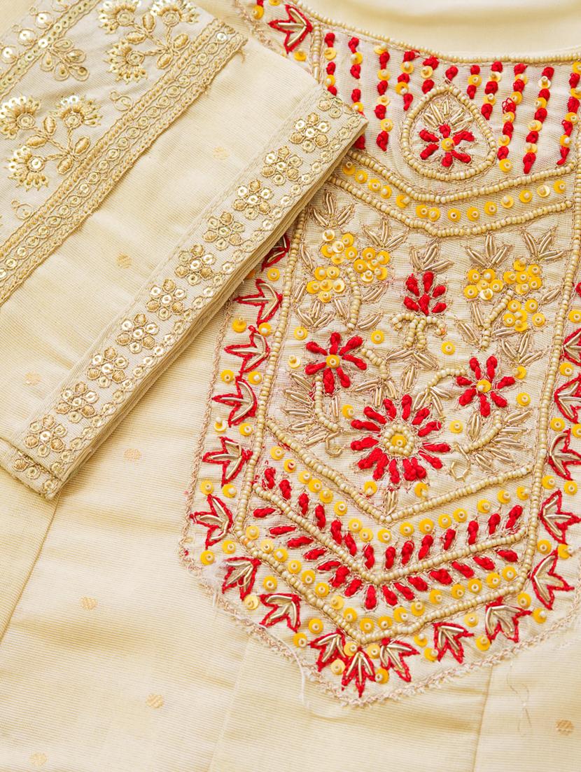 women embroidered kurta and pant with dupatta set - 22039793 - Standard Image - 5