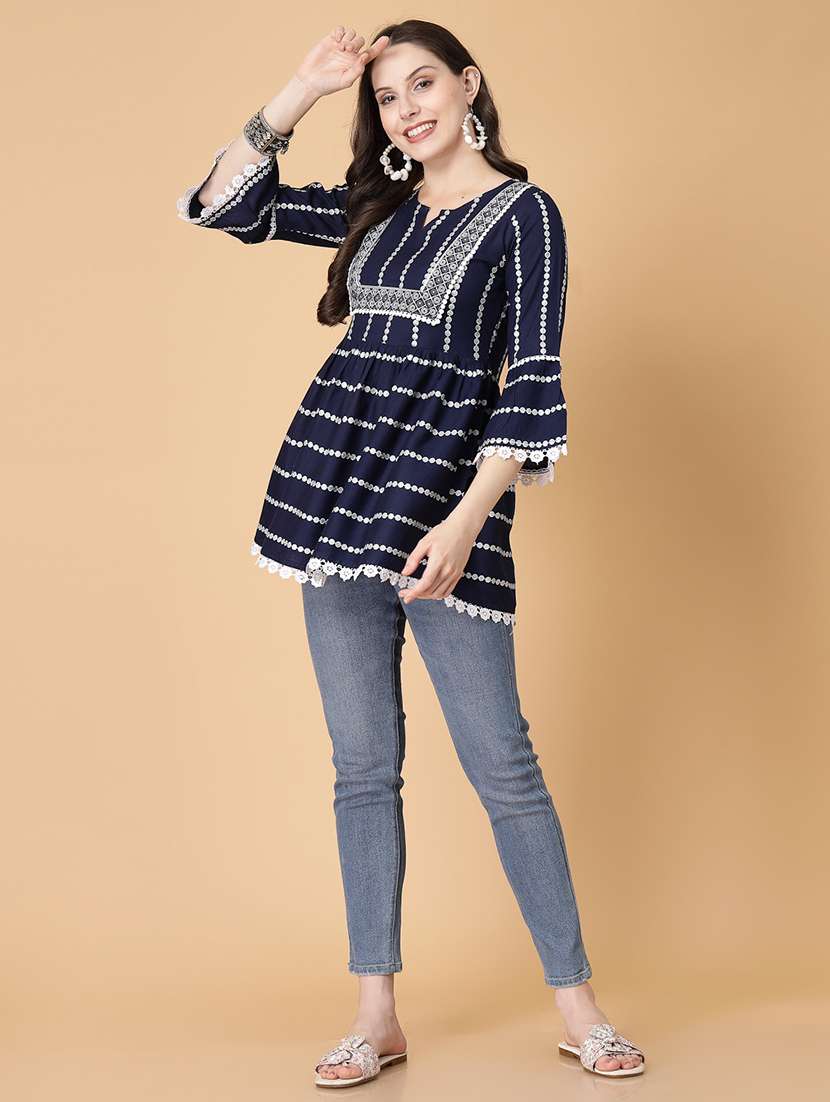 women printed three quarter sleeve flared kurti - 22040468 - Standard Image - 5