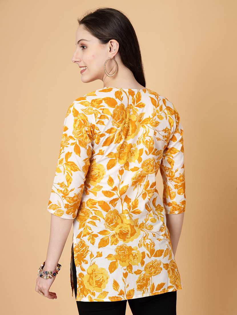 women printed three quarter sleeve straight kurti - 22040852 - Standard Image - 3