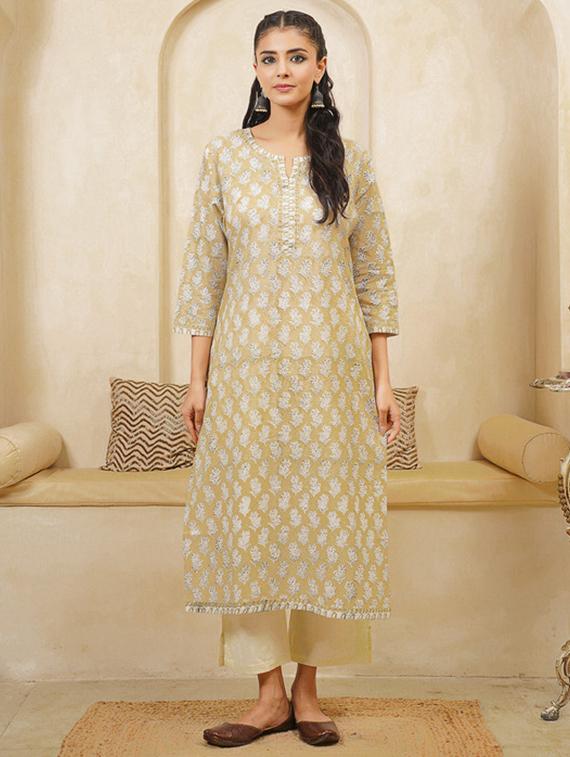 women printed three quarter sleeve straight kurta - 22040892 - Zoom Image - 0