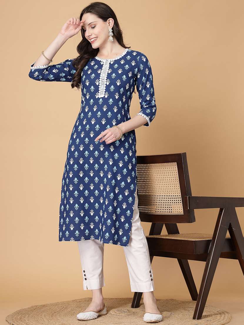women printed three quarter sleeve straight kurta - 22040909 -  Zoom Image - 0