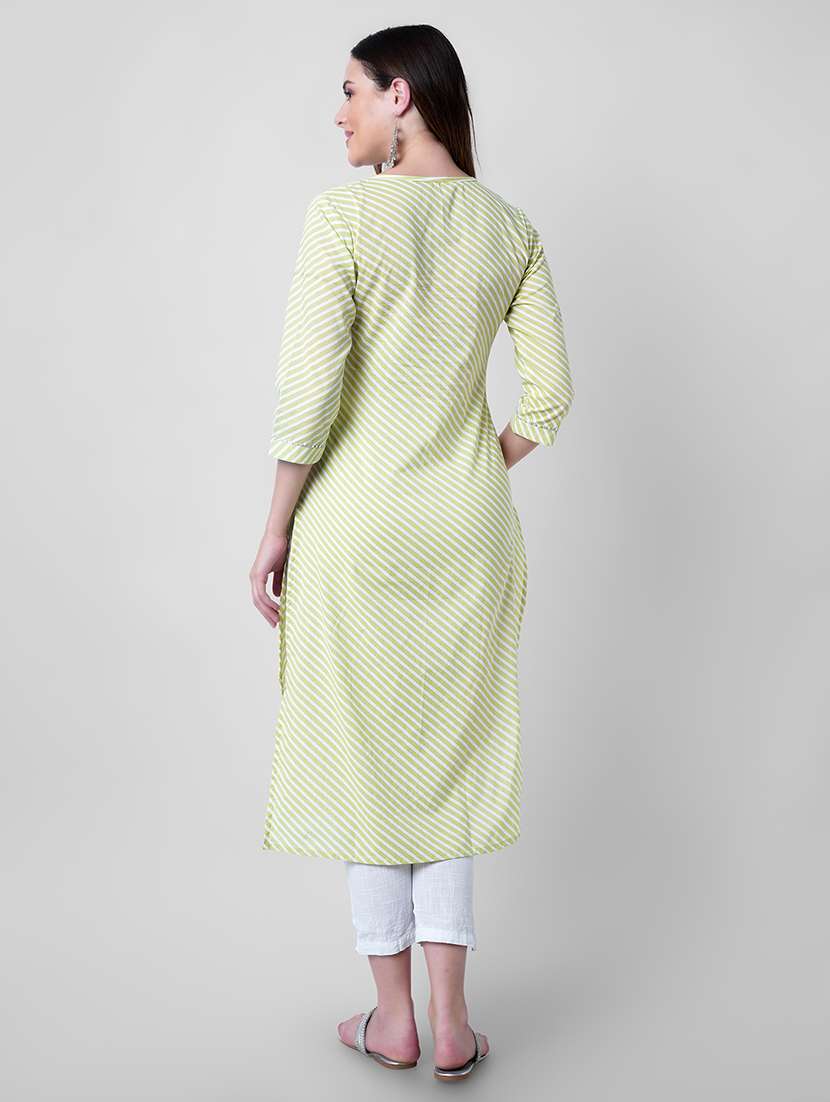 women printed three quarter sleeve straight kurta - 22040912 - Standard Image - 3