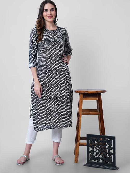 women printed three quarter sleeve straight kurta - 22040913 - Standard Image - 0