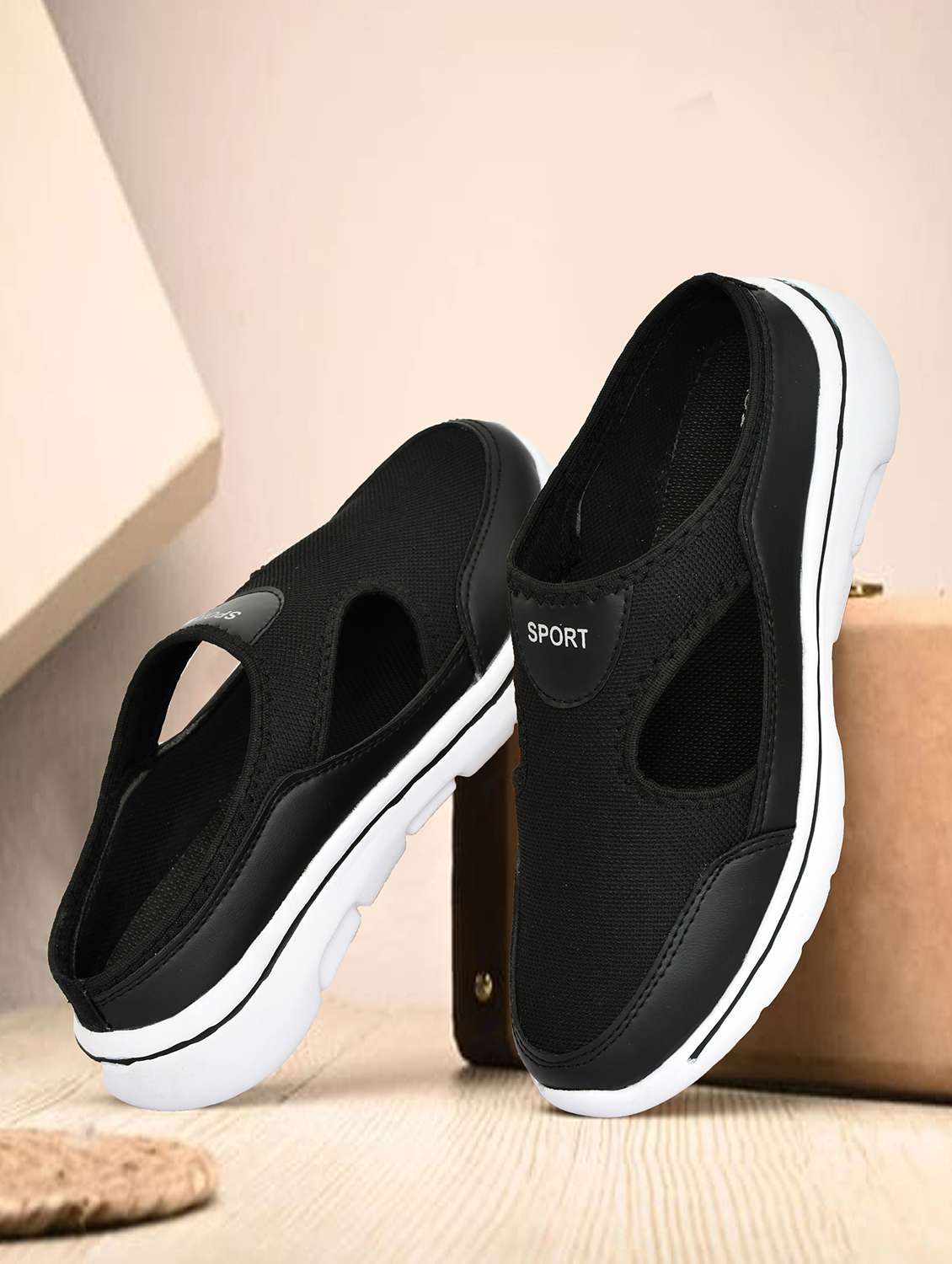 men black slip on sport shoe