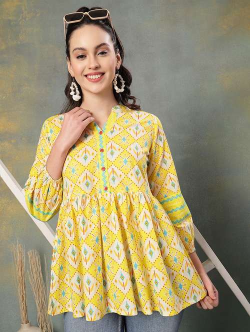 women printed three quarter sleeve flared kurti - 22041004 - Standard Image - 0