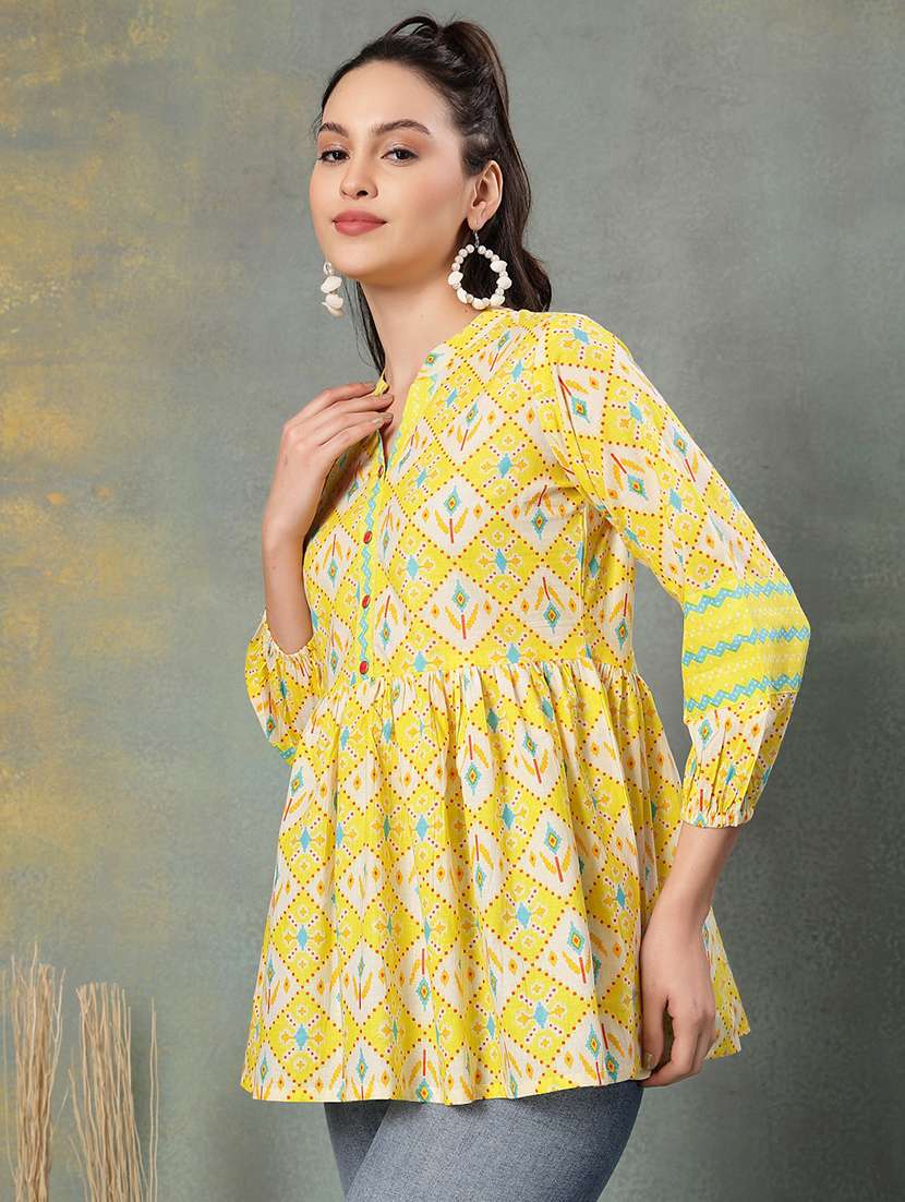 women printed three quarter sleeve flared kurti - 22041004 - Standard Image - 3
