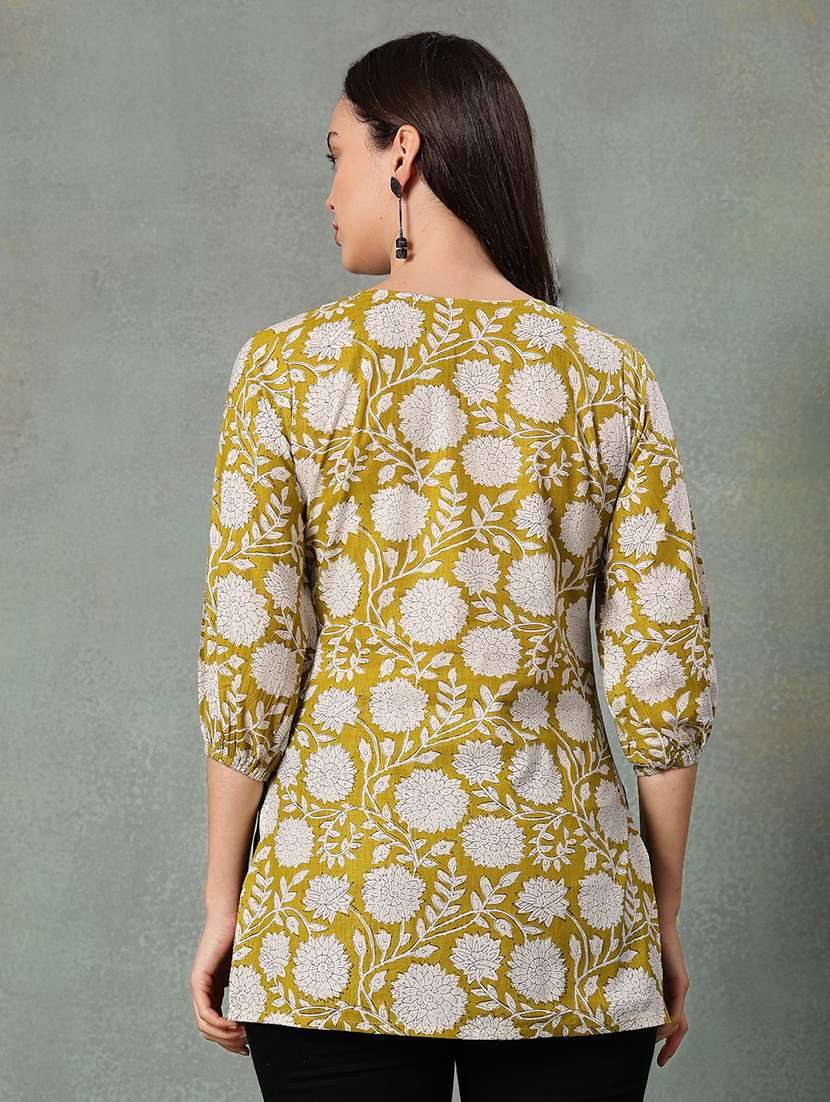 women printed three quarter sleeve straight kurti - 22041026 - Standard Image - 3