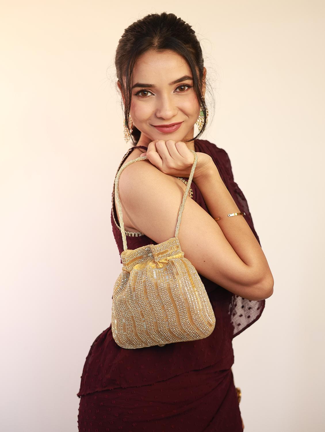 women embellished clutch - 22041146 - Standard Image - 5