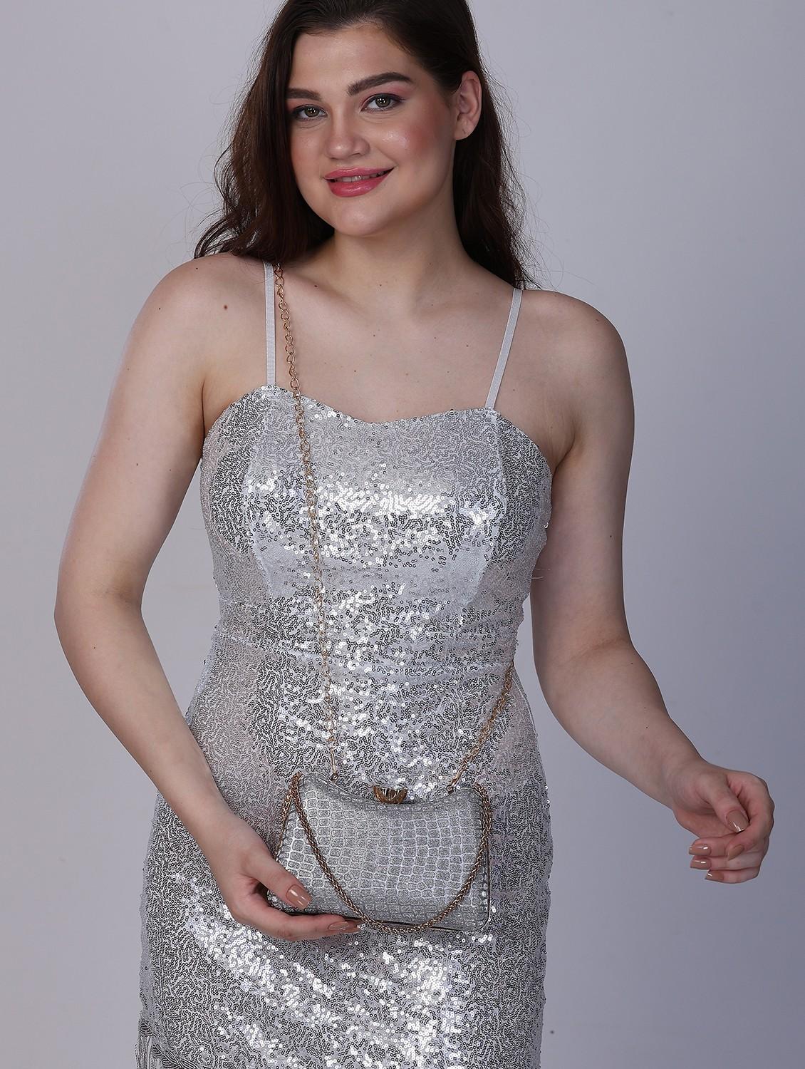 women embellished clutch - 22041171 - Standard Image - 5