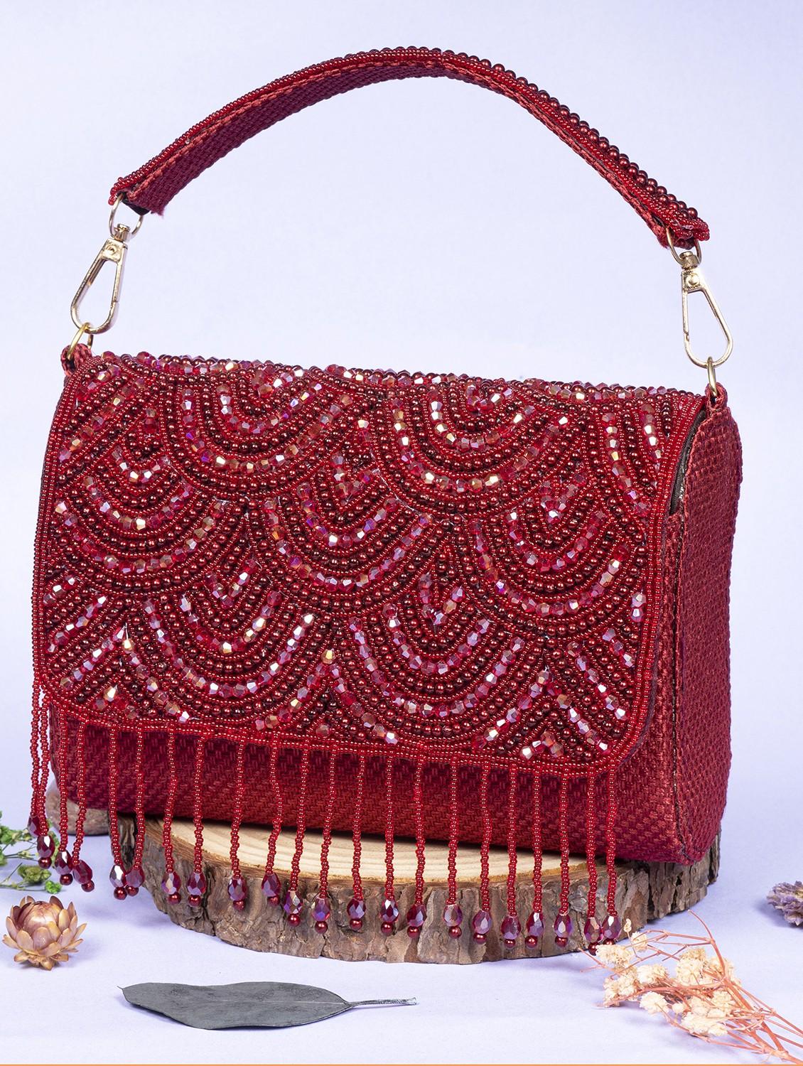 women embellished clutche - 22041192 - Zoom Image - 0