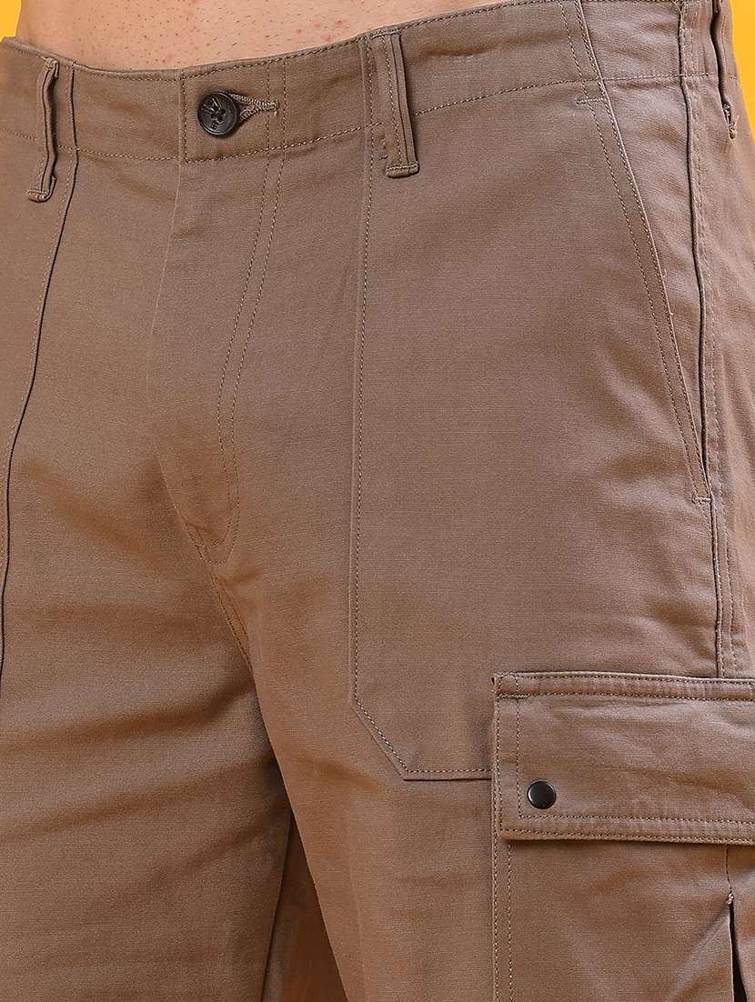 men solid mid rise cargo - 22041197 -  Standard Image - 5