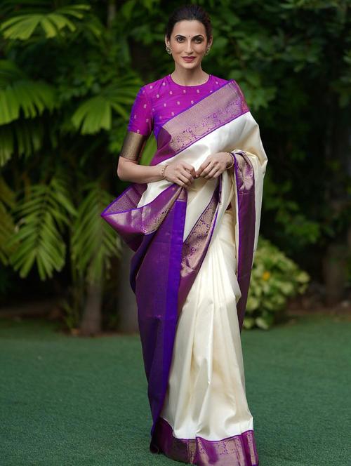 women solid with bordered saree with blouse - 22041426 -  Standard Image - 0